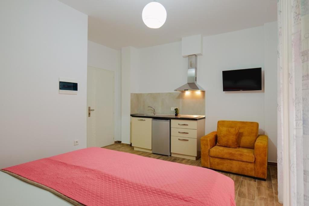 Eden Suites&apartments * Sarandë