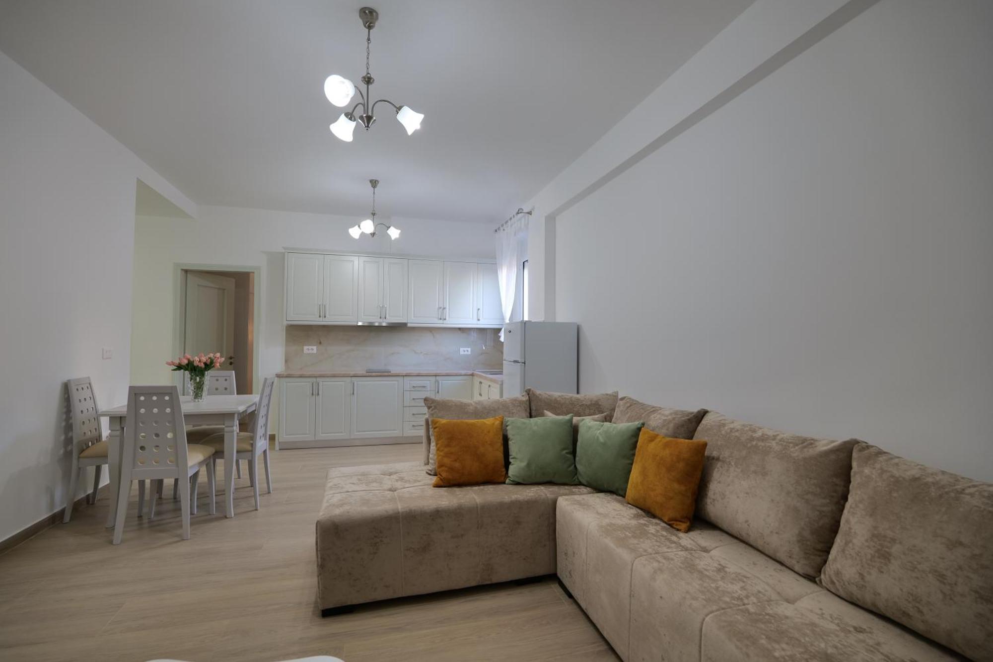 Eden Suites&apartments * Sarandë